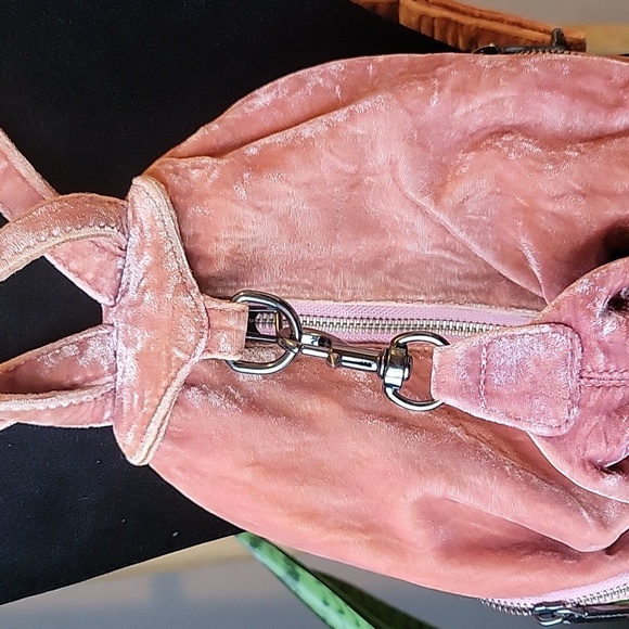 Rebecca Minkoff Mini JULIAN Velvet Backpack - Picture 3 of 9
